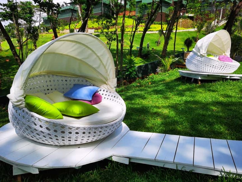 Phuket: Rock Beach Swing Entry Ticket - Scenic walkways and the three-hour question