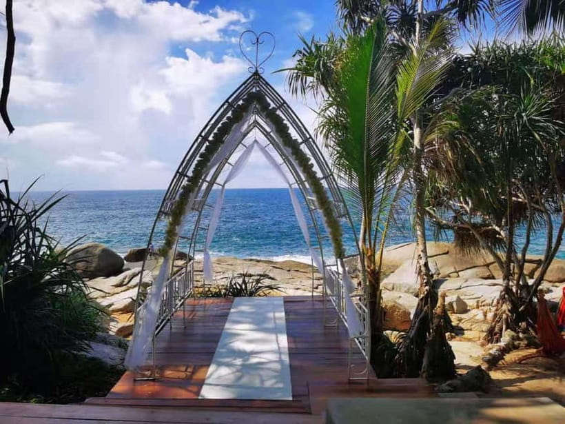 Phuket: Rock Beach Swing Entry Ticket - Who will enjoy this most