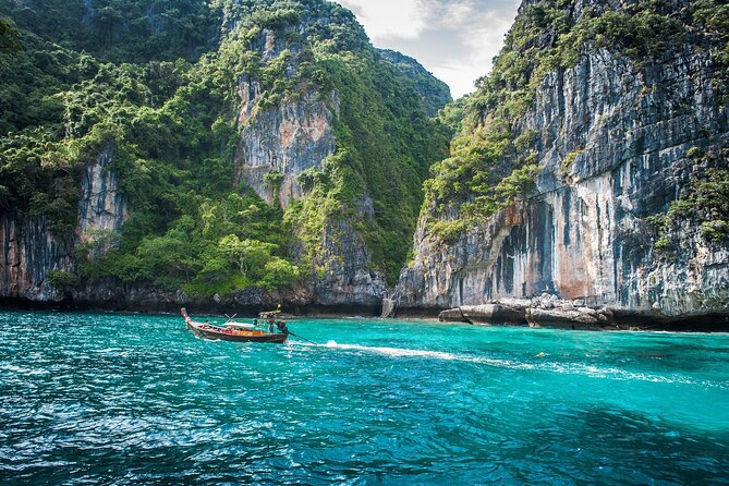 Phuket’s Must-Do Tours with Return Private Airport Transfers - Big Buddha and Wat Chalong
