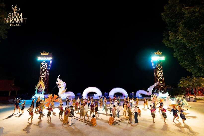 Phuket: Siam Niramit Ticket with Round Transfer and Dinner - Practical ways to make the night better