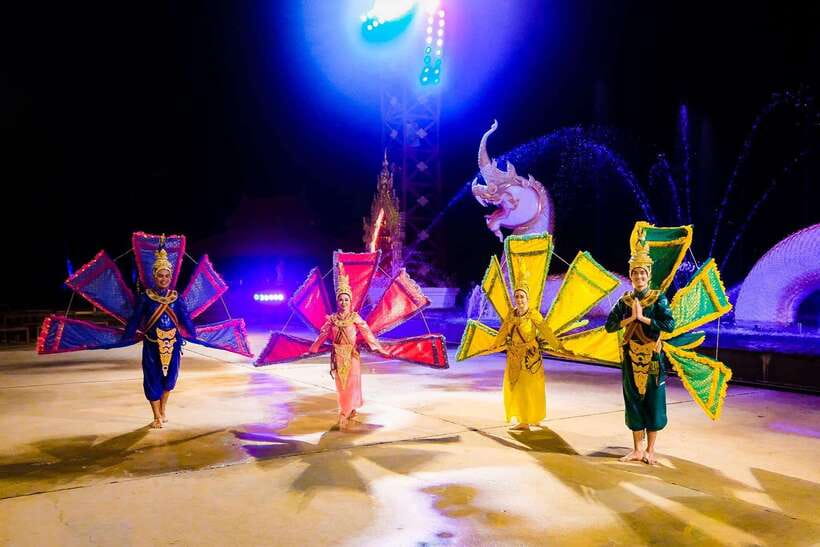 Phuket: Siam Niramit Ticket with Round Transfer and Dinner - Who will enjoy this most?