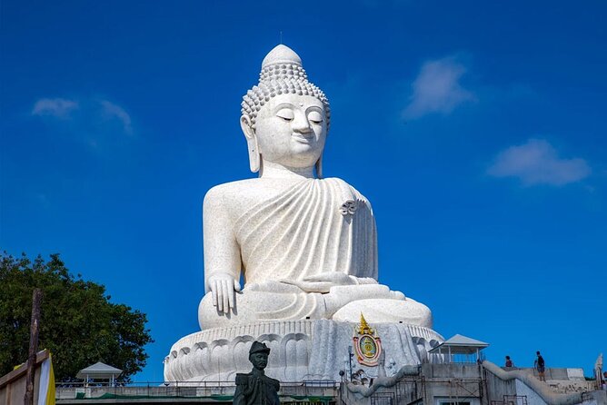 Phuket Sightseeing Tour with the insider guide - Wat Chalong and Phuket’s Buddhist traditions