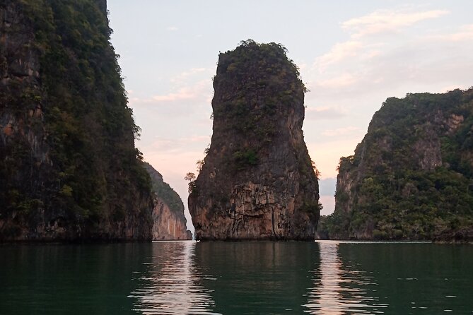 Phuket Sunset Big Boat Trip To Phang Nga Bay & James Bond Island - Food, comfort, and the small-group advantage