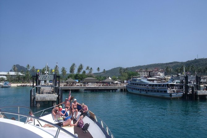 Phuket to Koh Phi Phi by Phi Phi Cruiser - Who should choose this ferry