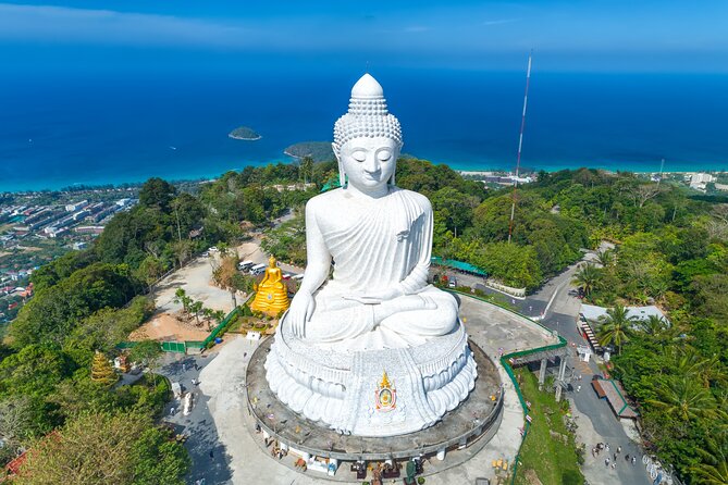 Phuket: Wat Chalong, Karon Viewpoint and old Town Guided Tour - Wat Chalong brings the strongest cultural moment