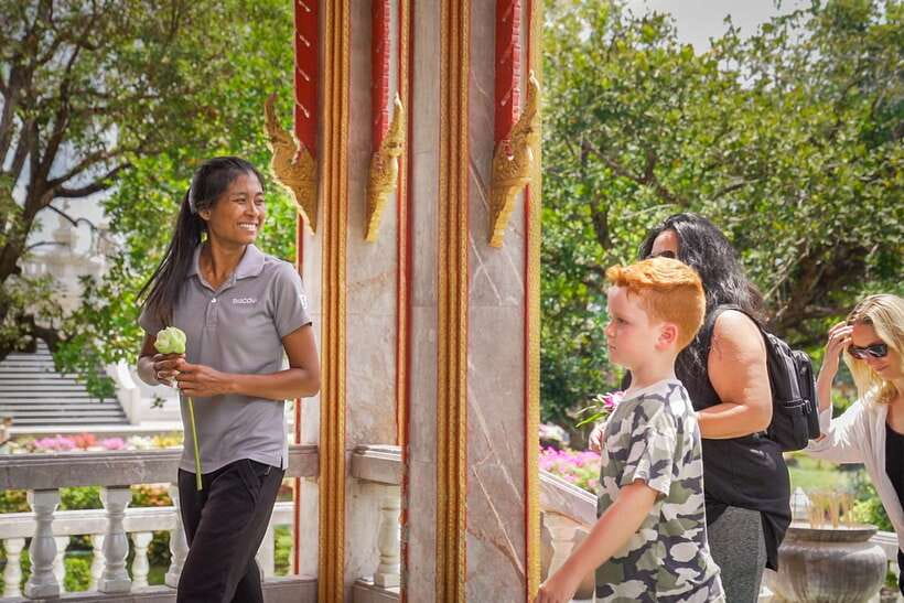 Phuket: Wat Chalong, Viewpoint, and Old Town Guided Tour - Wat Chalong, Phuket’s most important temple visit