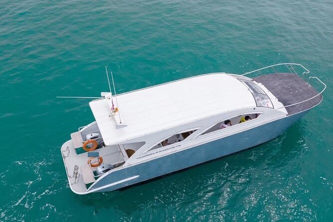 Premium Phi Phi, bamboo island tour Speed Catamaran - Maya Bay and Loh Samah Bay are picture stops