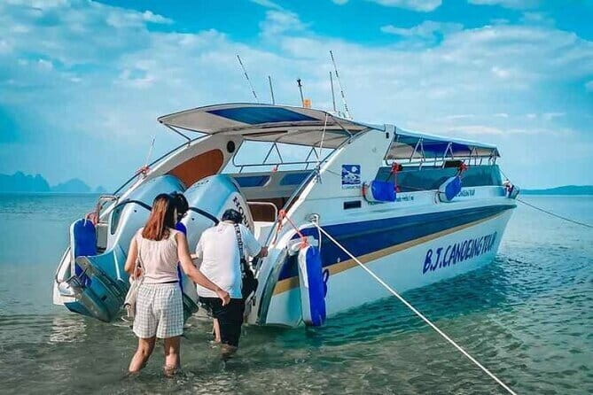 Premium Speedboat Tour: James Bond Island, Phuket - Panak Island and its cave formations