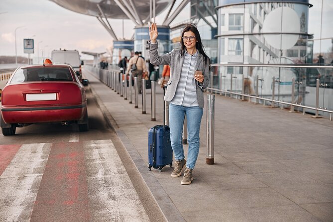 Private Airport Transfer BKK - PTY - HKT - USM By Explera DMC - Meeting your driver at the airport