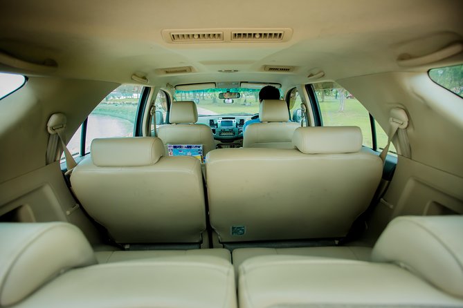 Private Airport Transfer in Phuket - How the service handles groups and luggage