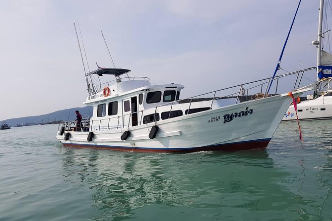 Private Boat Fishing TROLLING & SPINNING From Phuket - Fishing south from Ao Chalong