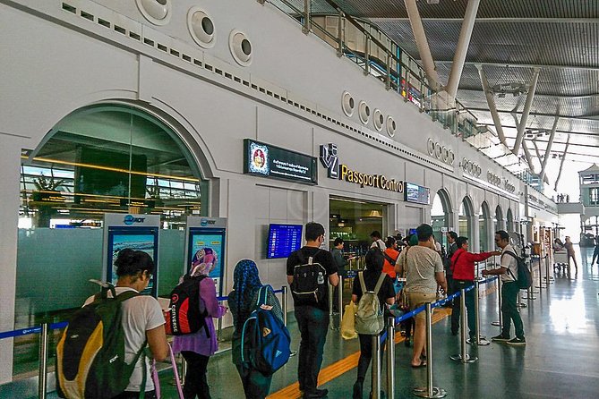 Private Departure Transfer from Phuket Hotel to Phuket Airport - Airport arrival and terminal help