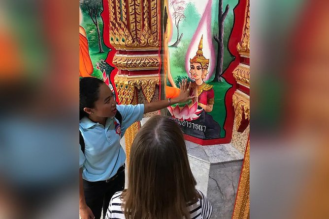 Private Morning Сeremony in Wat Chalong (Chaithararam Temple) - A short lesson on Thai Buddhism from a local guide