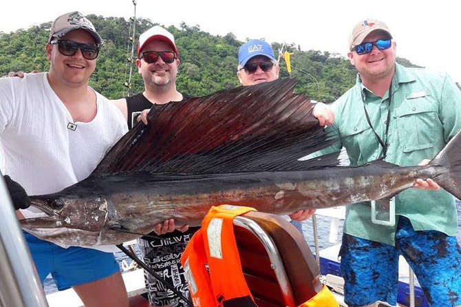Racha Island Fishing Game From Phuket - Handline and bottom fishing near the island