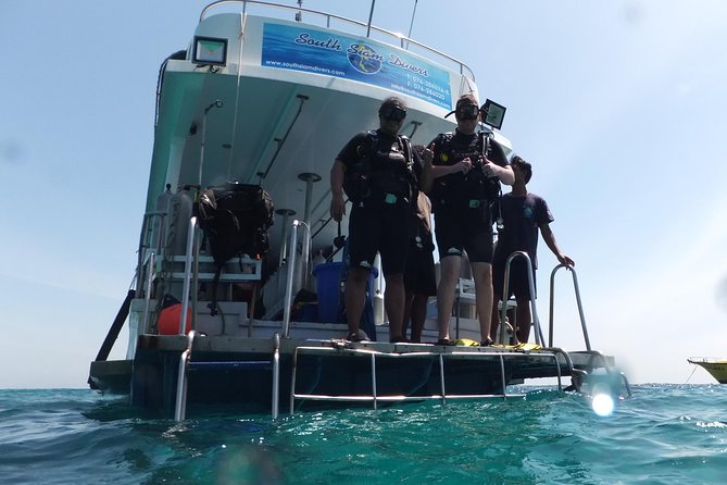 Refresher scuba diving trip, 3 dives at Racha Noi and Racha Yai - Racha Yai and the possible Harruby wreck