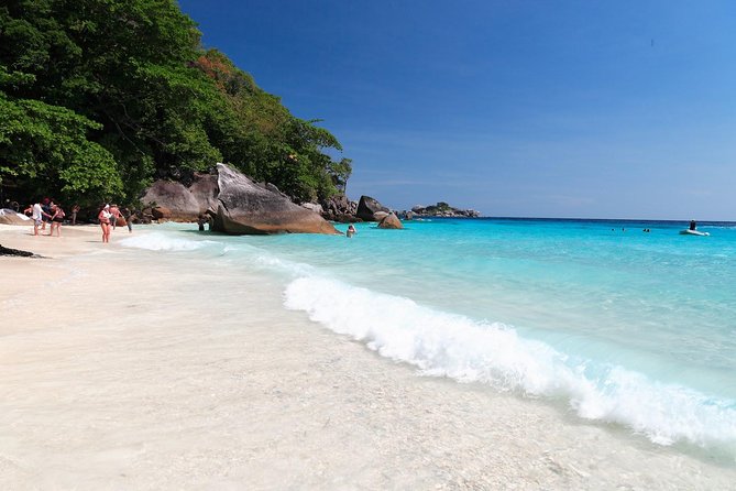 Similan Islands Snorkel Tour by Fantastic Similan Travel from Phuket - The speedboat ride to the national park