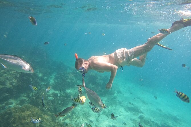 Small Group Phi Phi Islands Sunrise Tour with Seaview Lunch - Sunrise breakfast at Koh Khai Nai