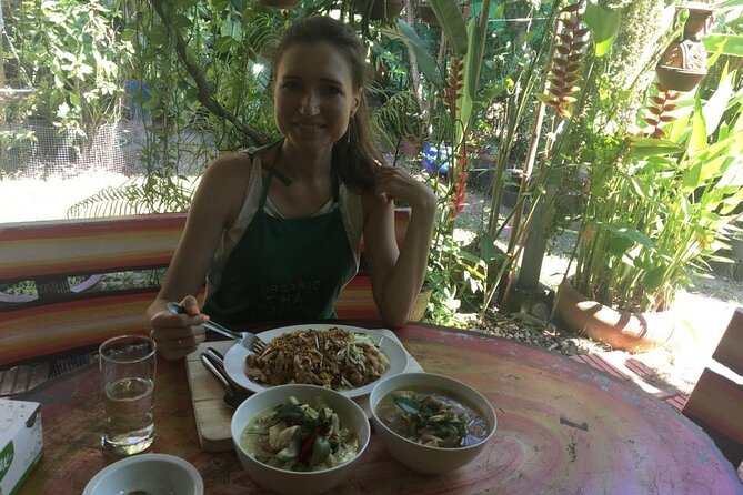 Vegetarian Organic Thai Cooking Class and Market Tour in Phuket - Practical details that can affect your day